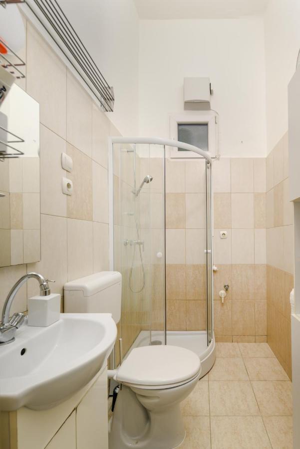 Two Separate Rooms Apartment In City Center, Party District Budapeszt Zewnętrze zdjęcie
